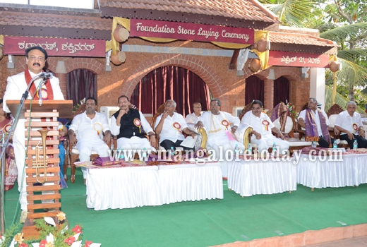 CM Siddaramaiah Lays foundation 1